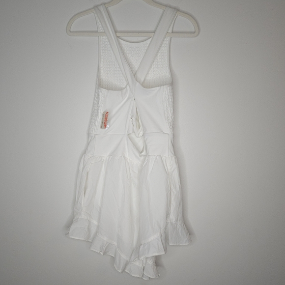 Free People Movement Breathelesss Romper White Athletic Romper NWT - Picture 13 of 14